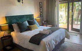 Hotel Lazydaze Point Jeffreys Bay Room photo