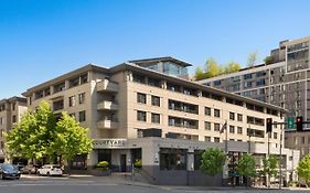 Hotel Courtyard By Marriott Seattle Bellevue/Downtown Exterior photo