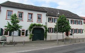 Hotel Stadt Mainz Schwabenheim an der Selz Exterior photo