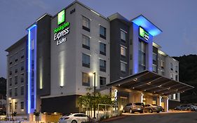 Holiday Inn Express & Suites San Diego - Mission Valley, An Ihg Hotel Exterior photo