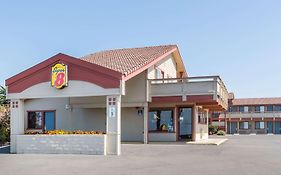 Super 8 By Wyndham Fort Bragg Exterior photo