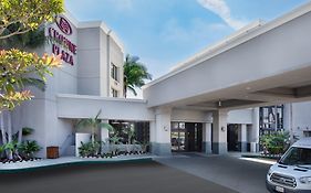 Hotel Crowne Plaza Costa Mesa Orange County Exterior photo