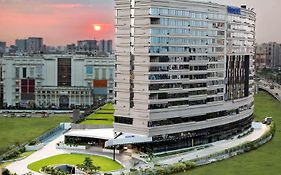 Novotel Kolkata Hotel&Residences Exterior photo