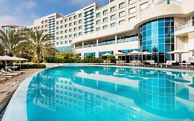 Hotel Crowne Plaza Muscat OCEC Exterior photo