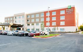 Holiday Inn Express & Suites Russellville, An Ihg Hotel Exterior photo
