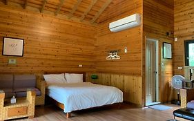 Appartamento Cabin Of Sun Moon Lake Yuchi Exterior photo