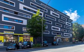 B&B Hotel Hamburg-Altona Exterior photo