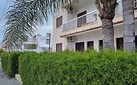 Sea Apartments Larnaca Exterior photo