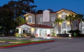 La Quinta Inn by Wyndham Pensacola Exterior photo