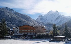 Dolomiten Hotel Irma Canazei Exterior photo