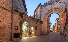 Hotel Sole Assisi Exterior photo