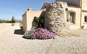 Margaillan - très belle maison avec parking, jardin et clim Arles Exterior photo