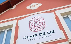 Hotel Clair De Lie Vallet Exterior photo