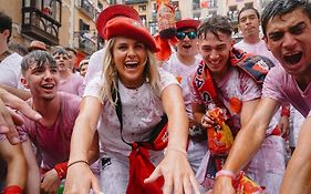 Hotel Running Of The Bulls All Inclusive Camping Pamplona Exterior photo