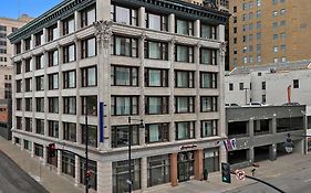 Hampton Inn Kansas City - Downtown Financial District Exterior photo