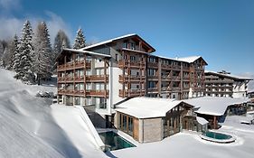 Hotel Wulfenia 4S - Adults Only Sonnenalpe Nassfeld Exterior photo