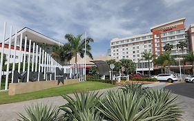 Hotel Courtyard by Marriott Panama Multiplaza Mall Exterior photo