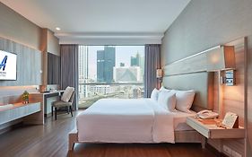 Adelphi Suites Bangkok - Sha Extra Plus Exterior photo