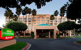 Hotel Courtyard By Marriott Cypress Anaheim / Orange County Exterior photo