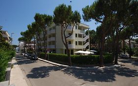 Hotel Marebello Tortoreto Exterior photo