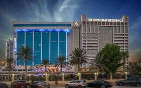 The Diplomat Radisson Blu Hotel Residence & Spa Al Manamah Exterior photo