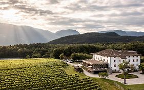 Hotel Ansitz Rungghof Appiano Sulla Strada Del Vino Exterior photo