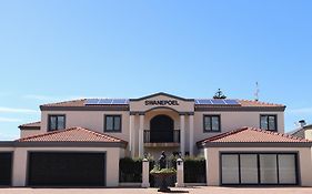 Swanepoel Guesthouse & Suites Jeffreys Bay Exterior photo