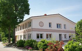 Hotel Cafe Und Pension Blohm Greifswald Exterior photo