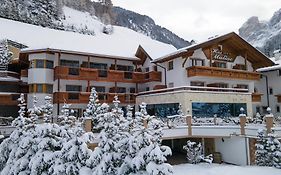 Hotel Muliac Selva di Val Gardena Exterior photo