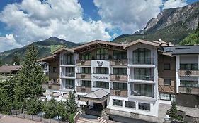 Hotel The Laurin Small & Charming Selva di Val Gardena Exterior photo