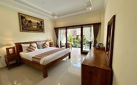 Saputra Guesthouse Ubud Exterior photo