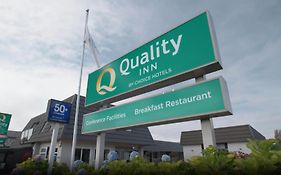 Quality Inn Acapulco Lago Taupo Exterior photo