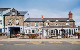 The Coach House Hotel Pembroke Exterior photo