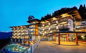 Hotel Denzong Regency- Luxury Mountain Retreat Spa & Casino Gangtok Exterior photo