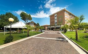 Hotel Centro Vacanze Opera Nascimbeni Cavallino-Treporti Exterior photo