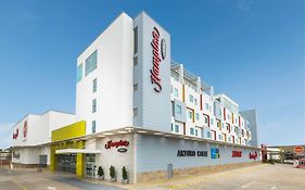 Hotel Hampton By Hilton Valledupar Exterior photo