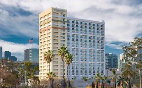 Hotel Doubletree By Hilton San Diego Downtown Exterior photo