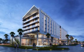 Hotel Doubletree By Hilton Miami Doral Exterior photo