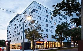 Hotel Hampton By Hilton Vienna Messe Exterior photo