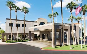 Hotel Hilton Phoenix Airport Exterior photo