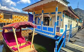 Hotel Pasadena Floating Houseboat Srīnagar Exterior photo