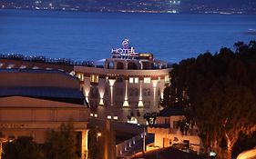 E' Hotel Reggio Calabria Exterior photo