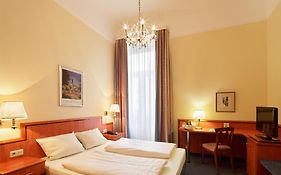 Centro Hotel National Frankfurt, Trademark Collection By Wyndham Francoforte sul Meno Room photo