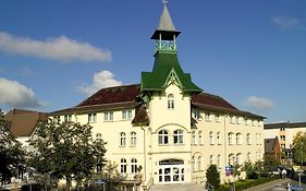 Hotel Duenenschloss Zinnowitz Exterior photo