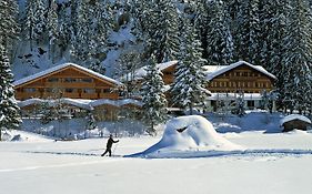 Waldhotel Doldenhorn Kandersteg Exterior photo