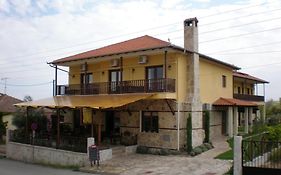 Olympia Guesthouse Vergina Exterior photo