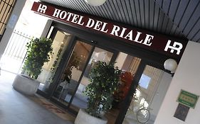Hotel Del Riale Parabiago Exterior photo