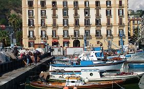 Caracciolo 10 Bed and Breakfast Napoli Exterior photo