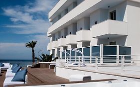 L'Isola di Pazze Hotel Resort&Spa Torre San Giovanni Ugento Exterior photo