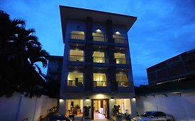 Mawin Hotel Chiang Mai Exterior photo